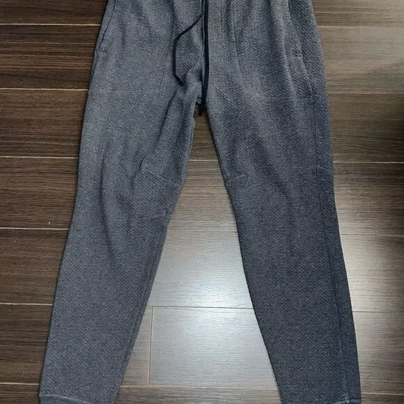 Lululemon At Ease Joggers/Sweatpants (Size S) - Picture 6 of 11